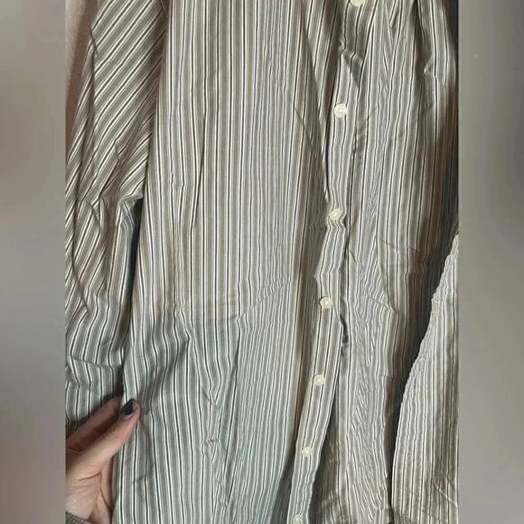 Eddie Bauer brown striped button down - Picture 3 of 3